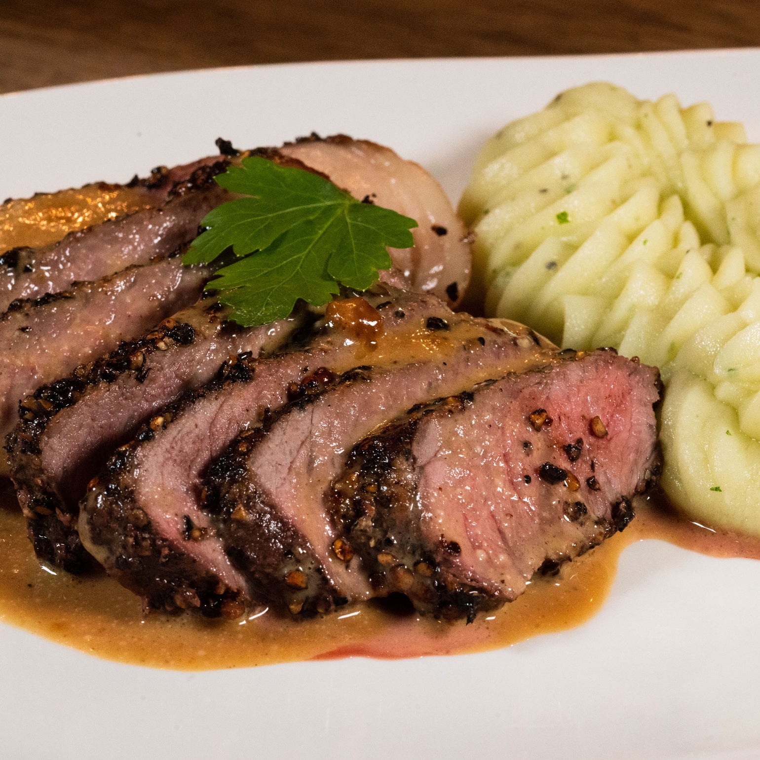 Japanese Wagyu Beef New York Strip Steak Kobe Strip Steak Wodagyu